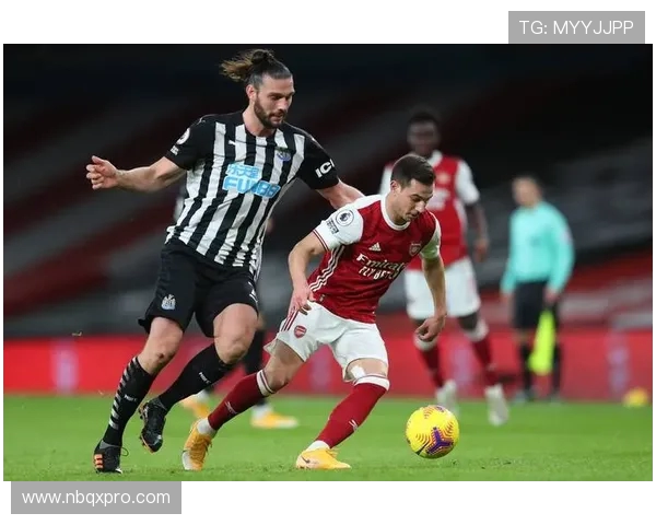 足球激情四射 全球赛事聚焦 球员风采与战术分析全方位解读