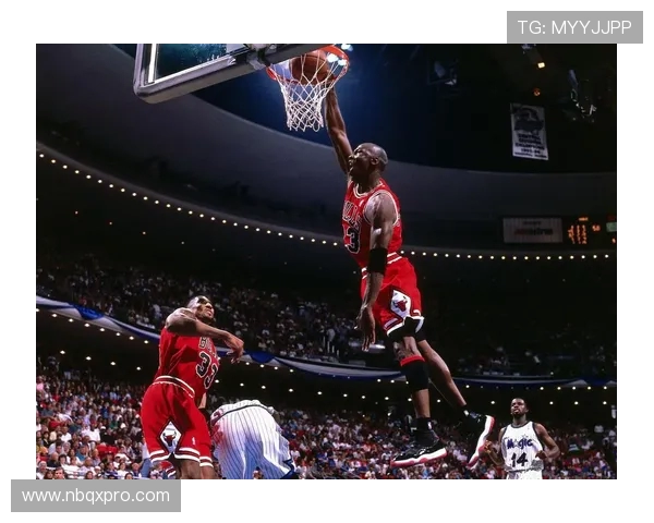 篮球风云再起 全新赛季激战正酣 见证不容错过的精彩对决与传奇时刻