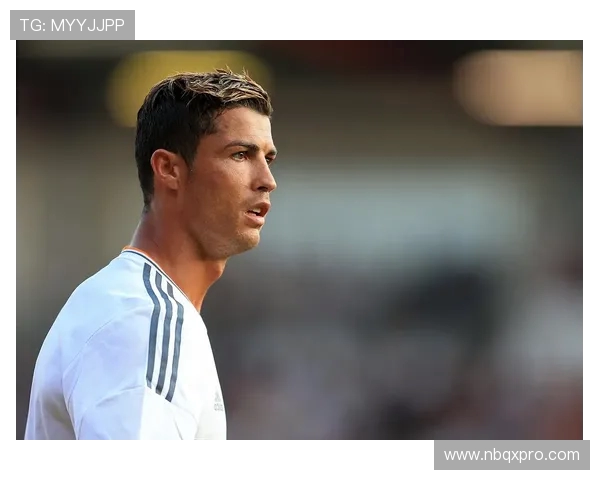 克里斯蒂亚诺·罗纳尔多传奇之路 从葡萄牙天才到世界足球巨星