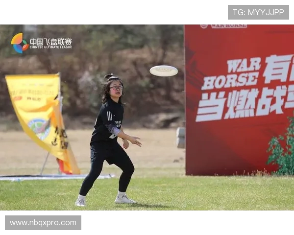 北京飞盘队在世界攀岩锦标赛中以99分稳居积分榜首位