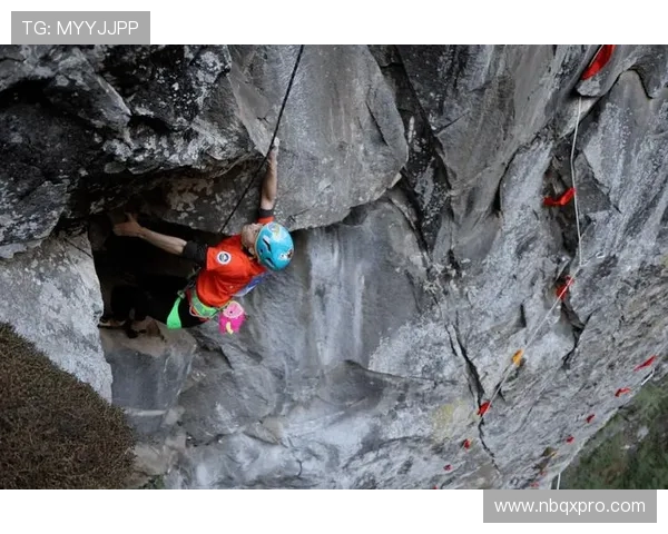 南京攀岩队心理素质创新高攀登新高峰展现团队精神与竞技实力