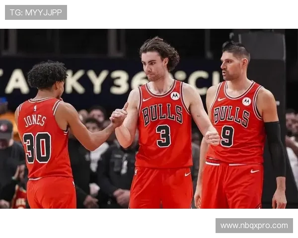 2011年NBA季后赛爵士与公牛激战回顾精彩瞬间与关键时刻分析