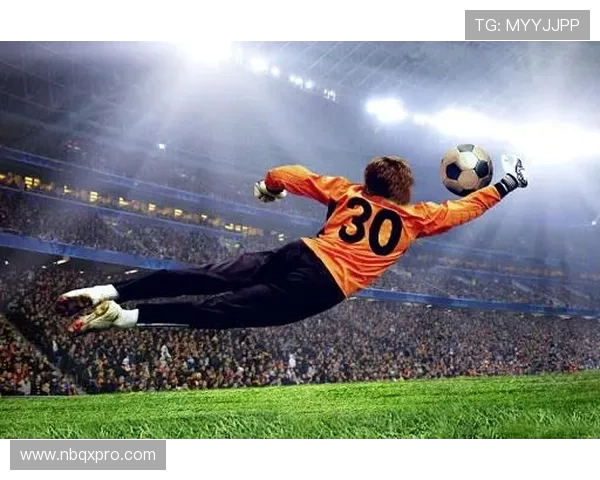 前进之鹰与格拉夏普的精彩对决揭示了足球战术的博弈与团队精神的较量